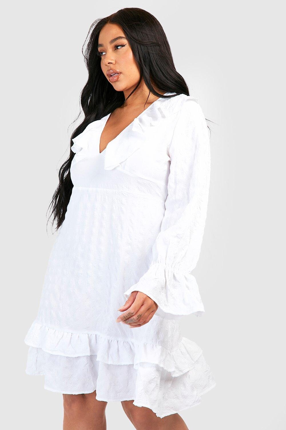 

Платье-количество с орбками plus Boohoo, белый