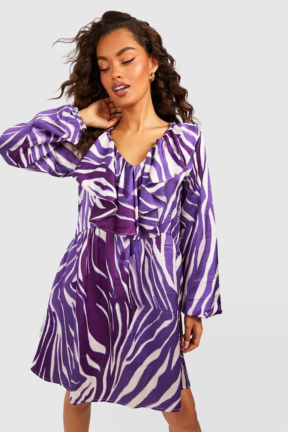 

Платье с рюшами платье Boohoo, фиолетовый
