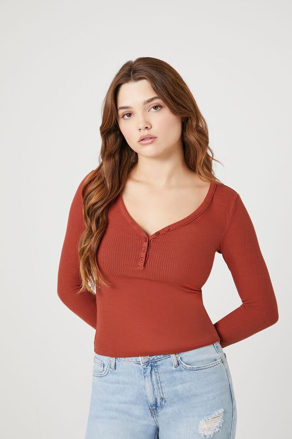 

Вязаный топ на пуговицах в рубчик Forever 21