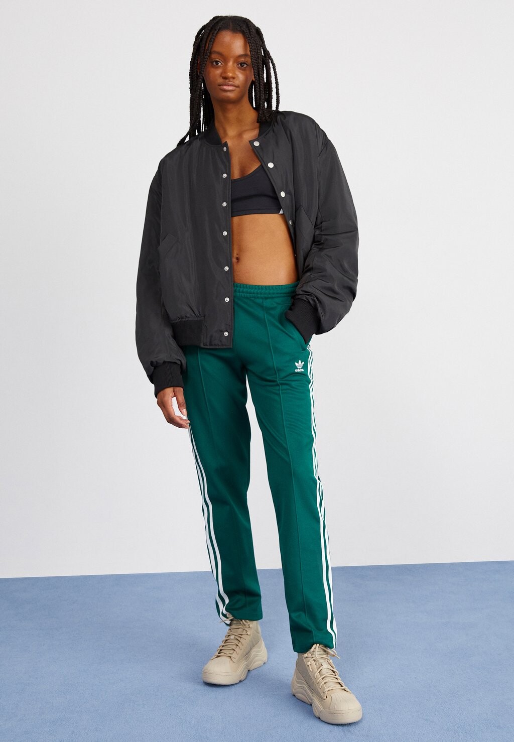 

Спортивные брюки adidas Originals MONTREAL, цвет collegiate green