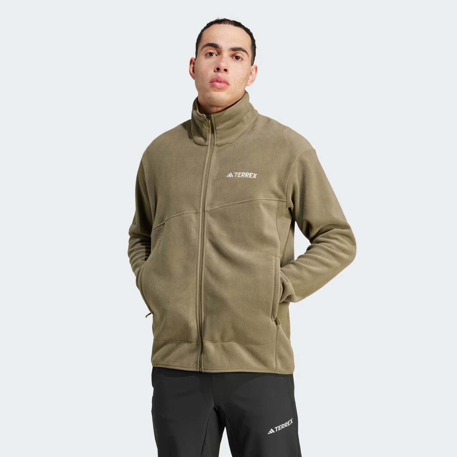 

Флисовая куртка Terrex Multi с молнией во всю длину Adidas, цвет Olive Strata