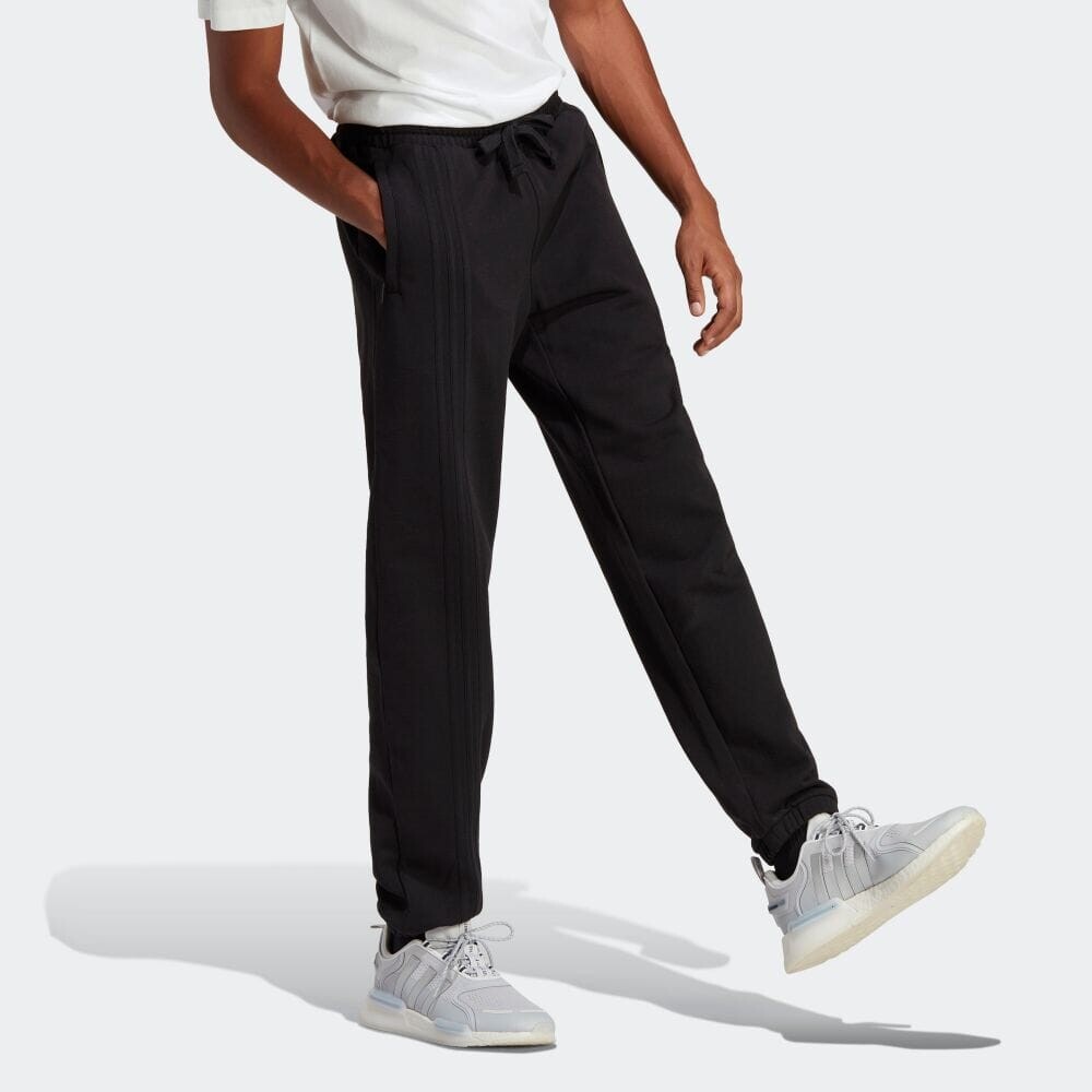 

Толстовка Adidas IC8419
