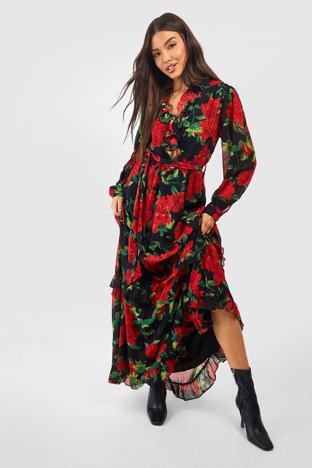 

Платье макси из шифона добби с цветочными деталями Boohoo, разноцветный