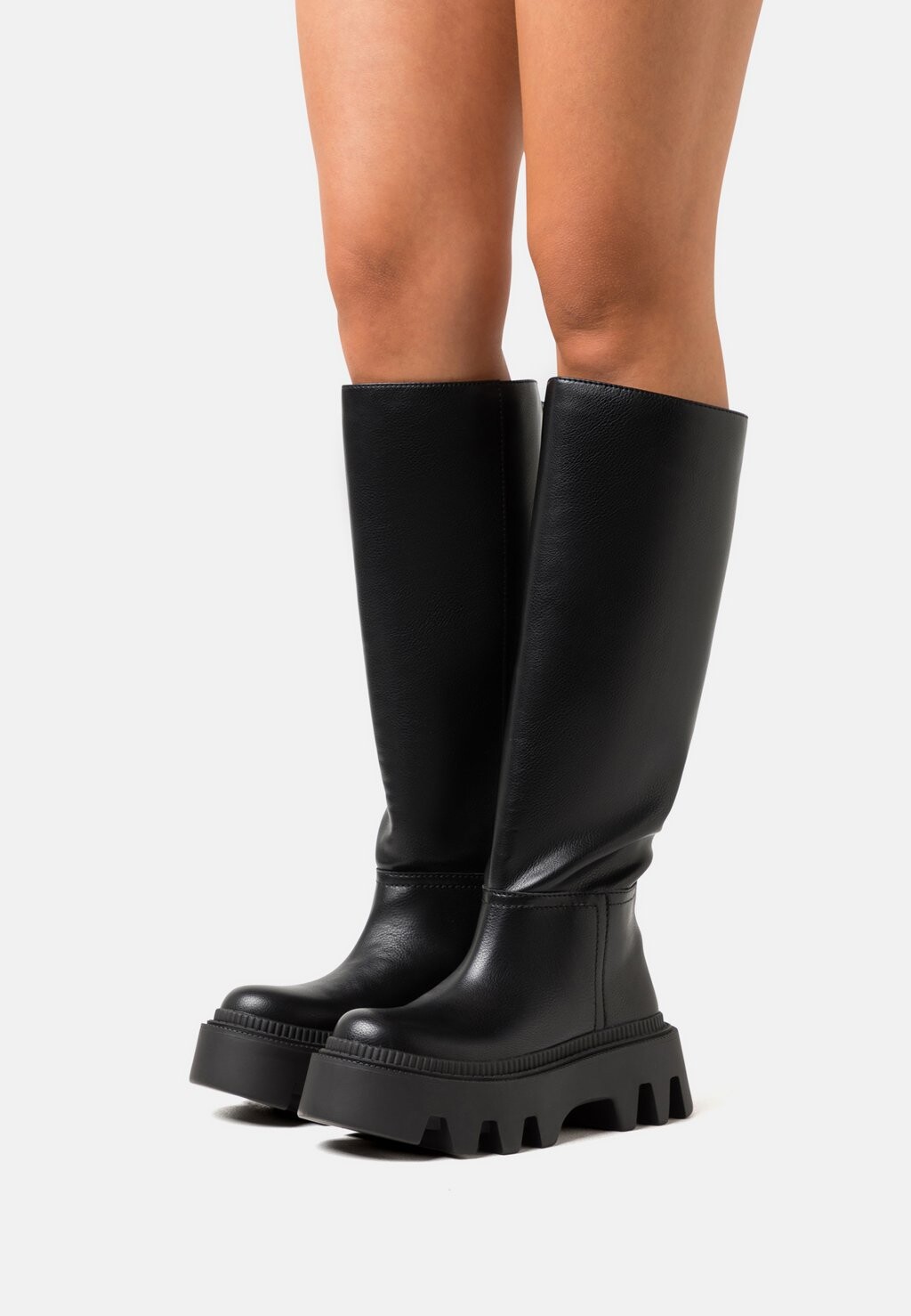 

Ботинки на платформе FLORA BOOT Buffalo, черный
