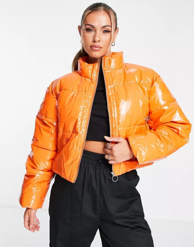 

Укороченный пуховик Missguided из винила оранжевого цвета