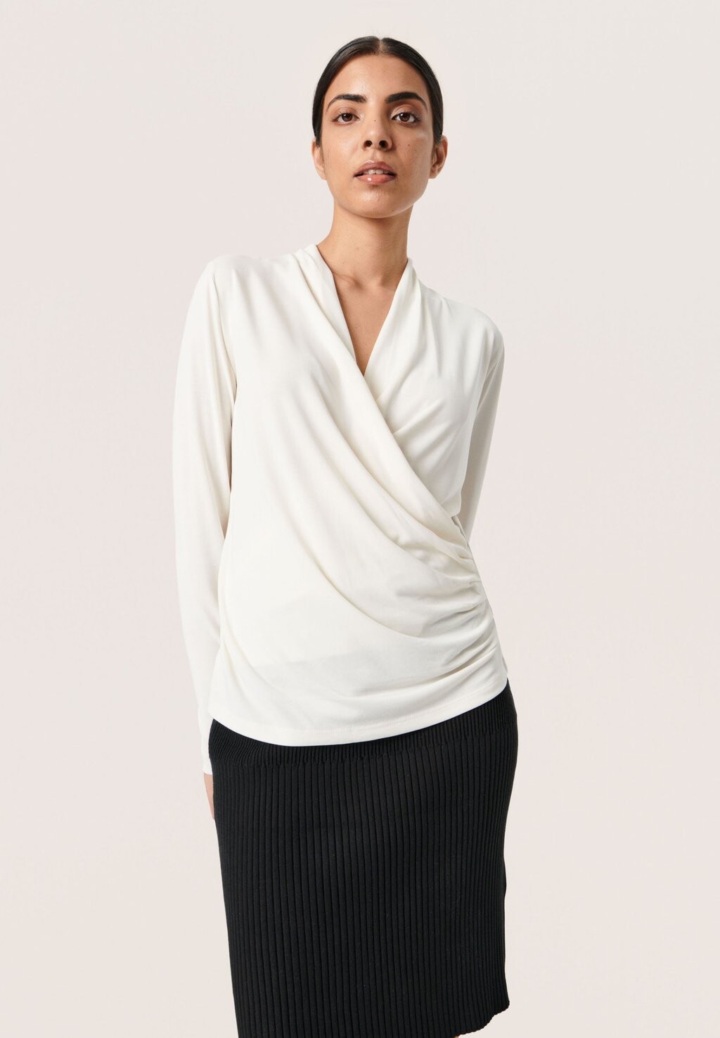 

Футболка с длинным рукавом COLUMBINE WRAP Soaked in Luxury, шепот белый