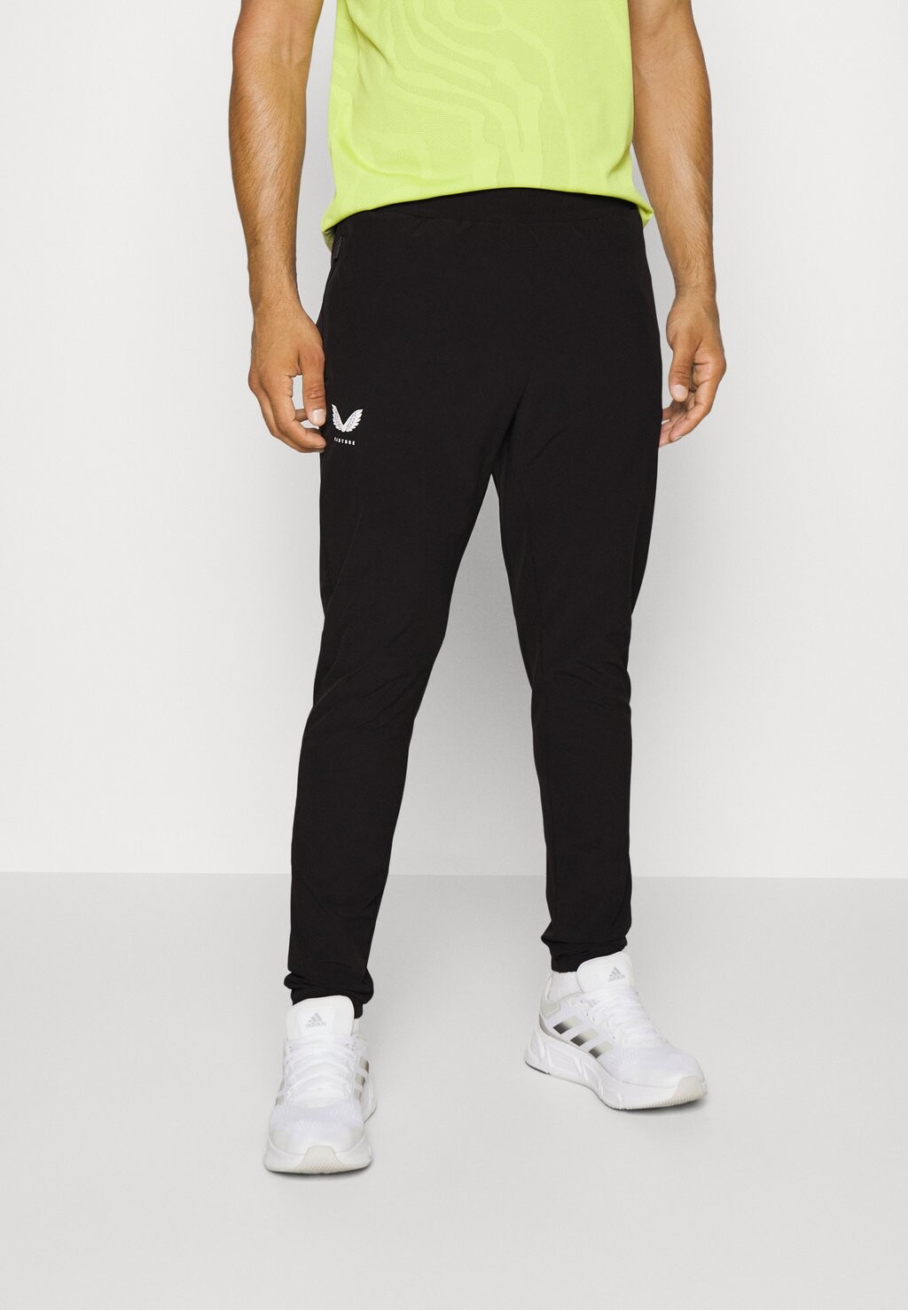 

Спортивные брюки Castore