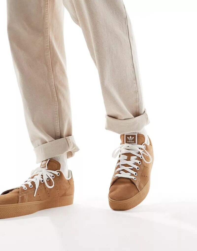 

Бежевые замшевые кроссовки adidas Originals Stan Smith CS