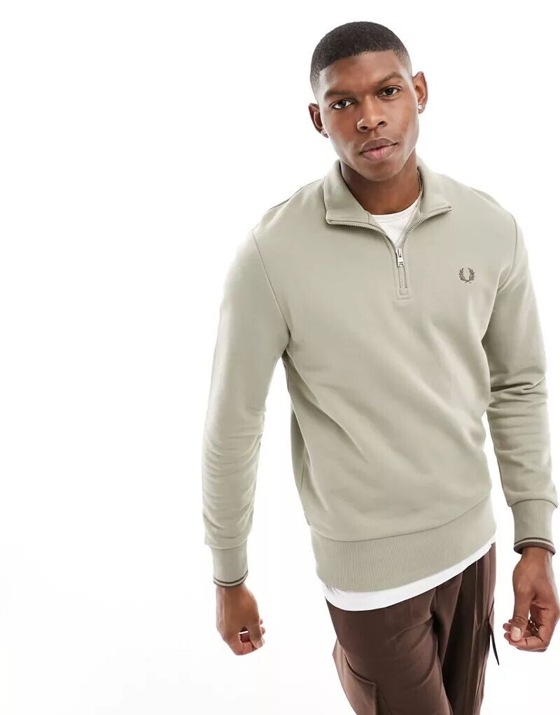

Бежевый свитшот на молнии Fred Perry
