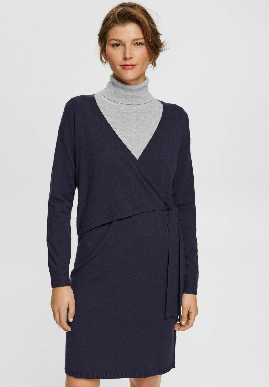 

Платье прямого кроя Esprit