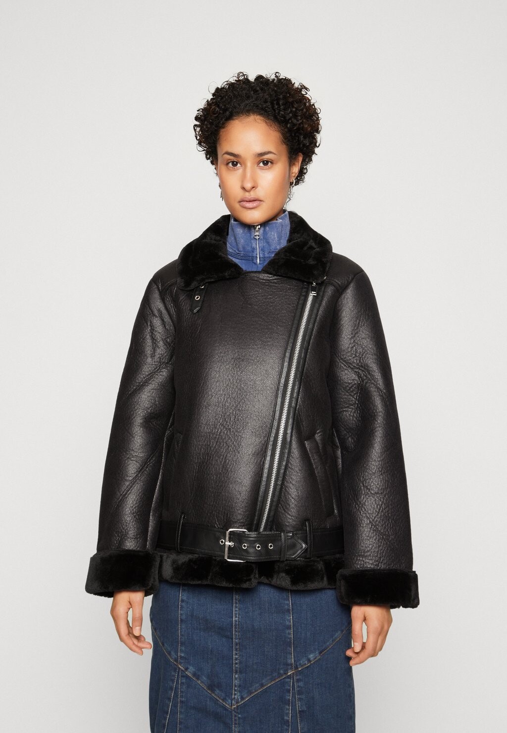 

Куртка из искусственной кожи CLASSIC AVIATOR JACKET NA-KD, черный