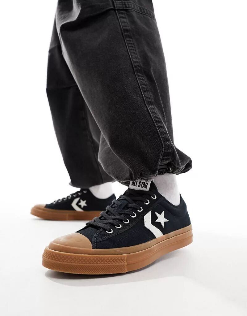 

Черные кроссовки Converse Star Player 76 Ox на резиновой подошве