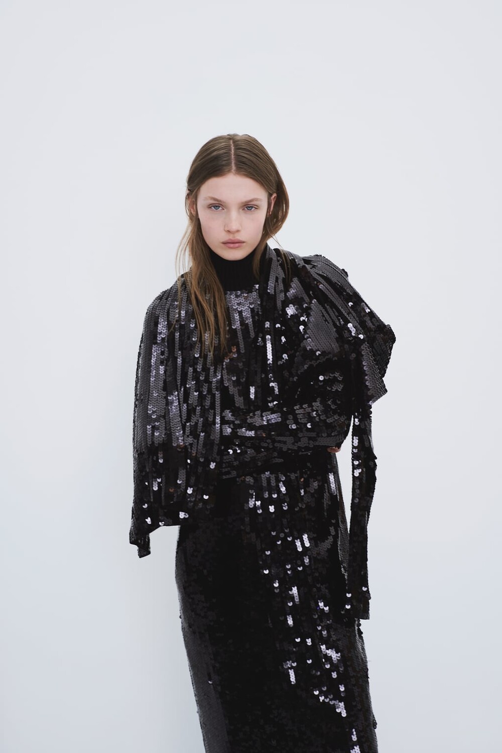 

Длинное платье с пайетками ZARA, черный