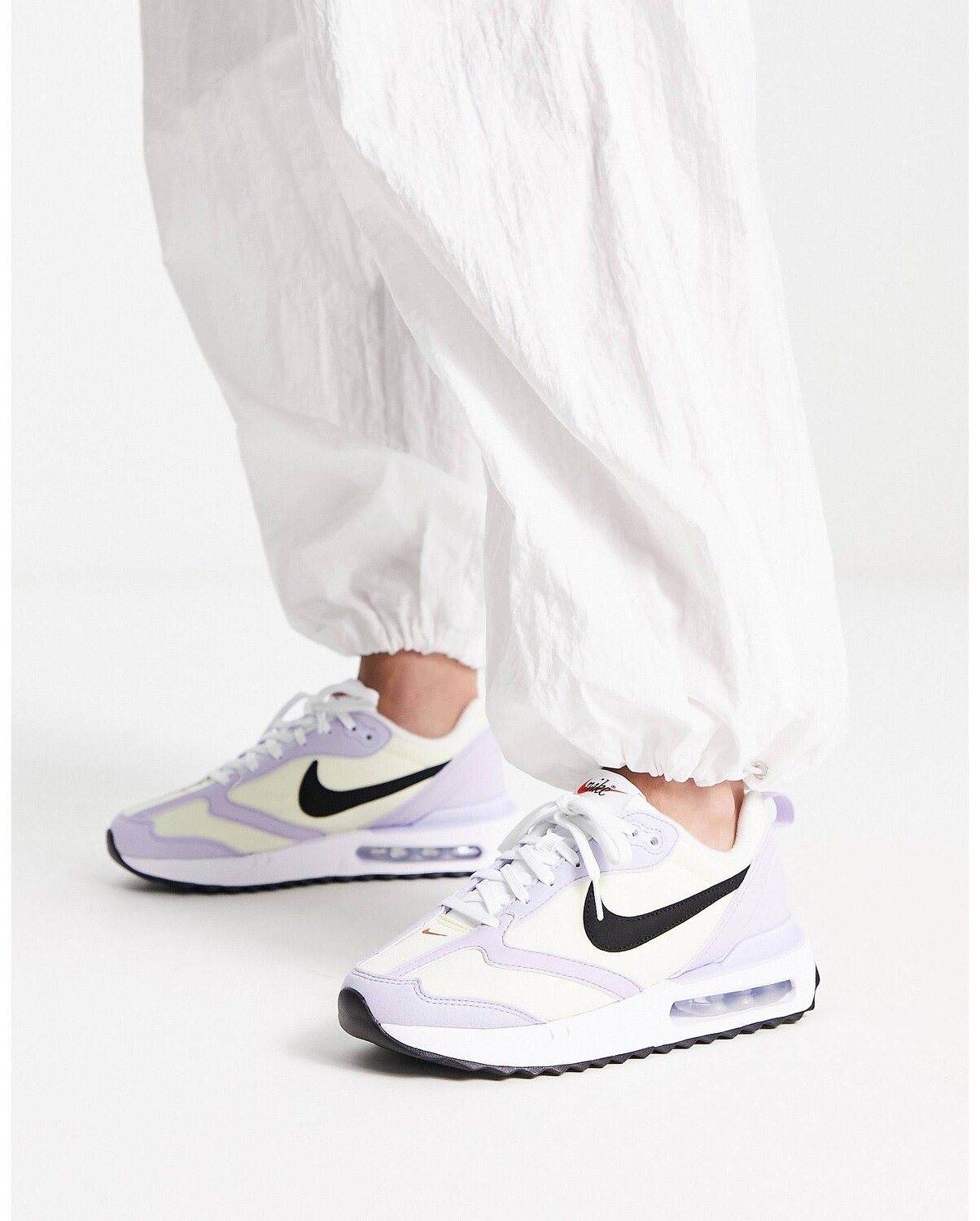 

Сиреневые и желтые кроссовки Nike Air Max Dawn, Желтый