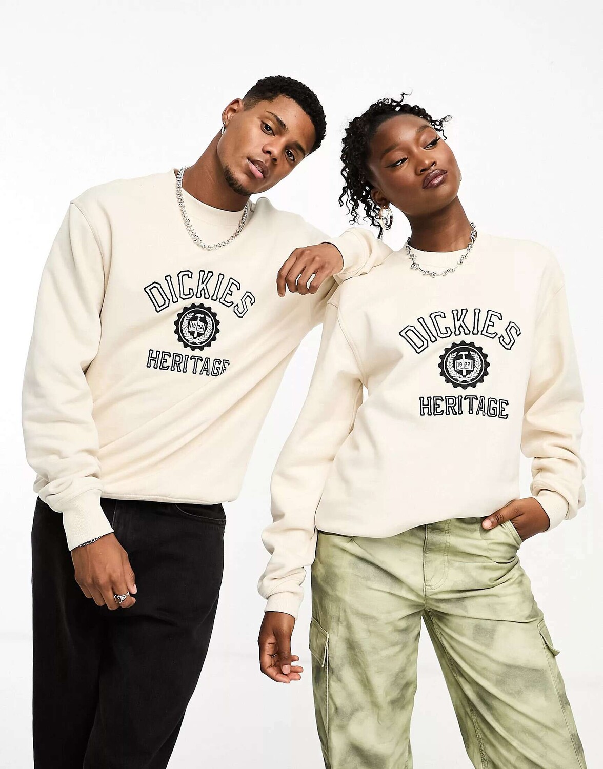 

Оксфордский университетский свитшот Dickies с камнем