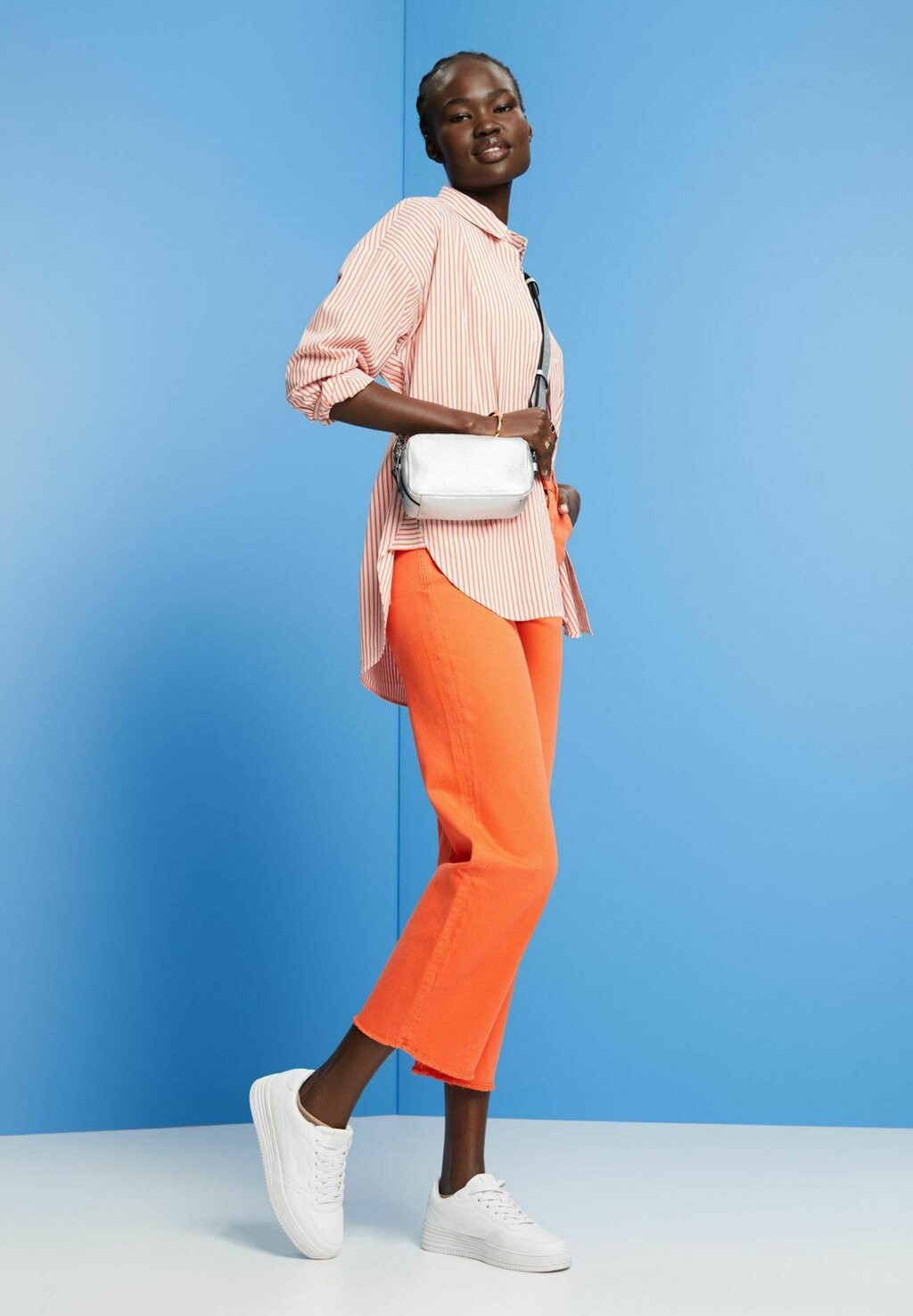 

Джинсы прямого кроя Esprit