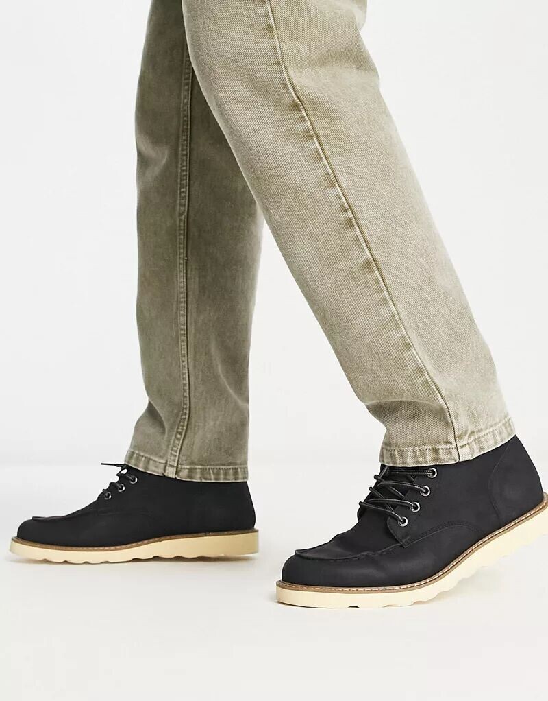 

Черные ботинки на шнуровке schuh Dash Heritage