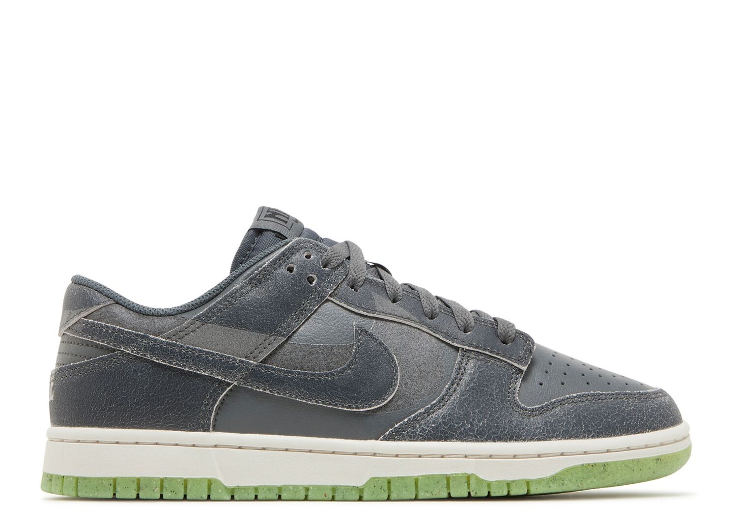 

Кроссовки Nike Dunk Low Se 'Halloween - Cauldron', серый