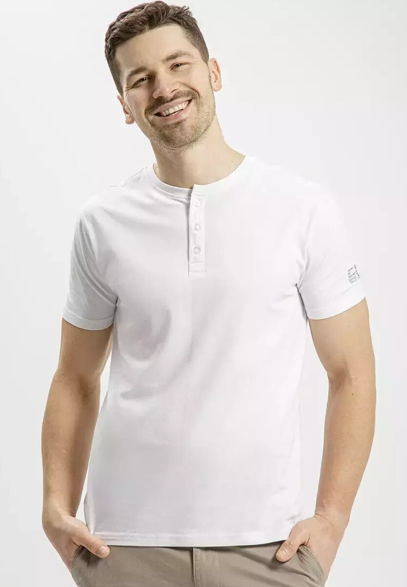 

Базовая футболка Cross Jeans, белый