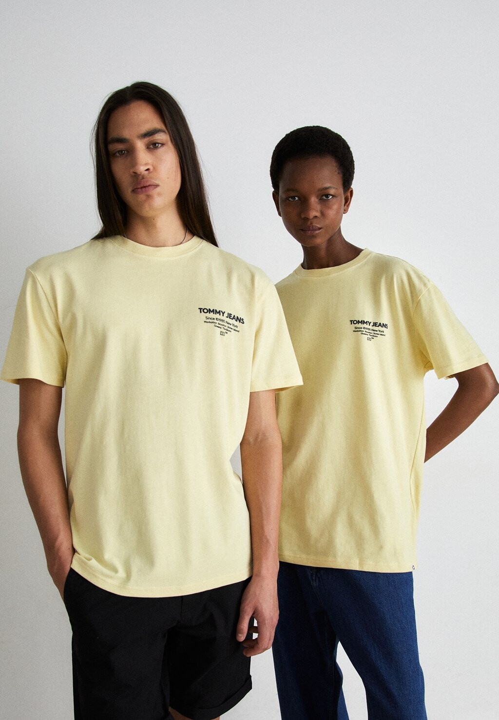 

Футболка с принтом Tommy Jeans, желтый