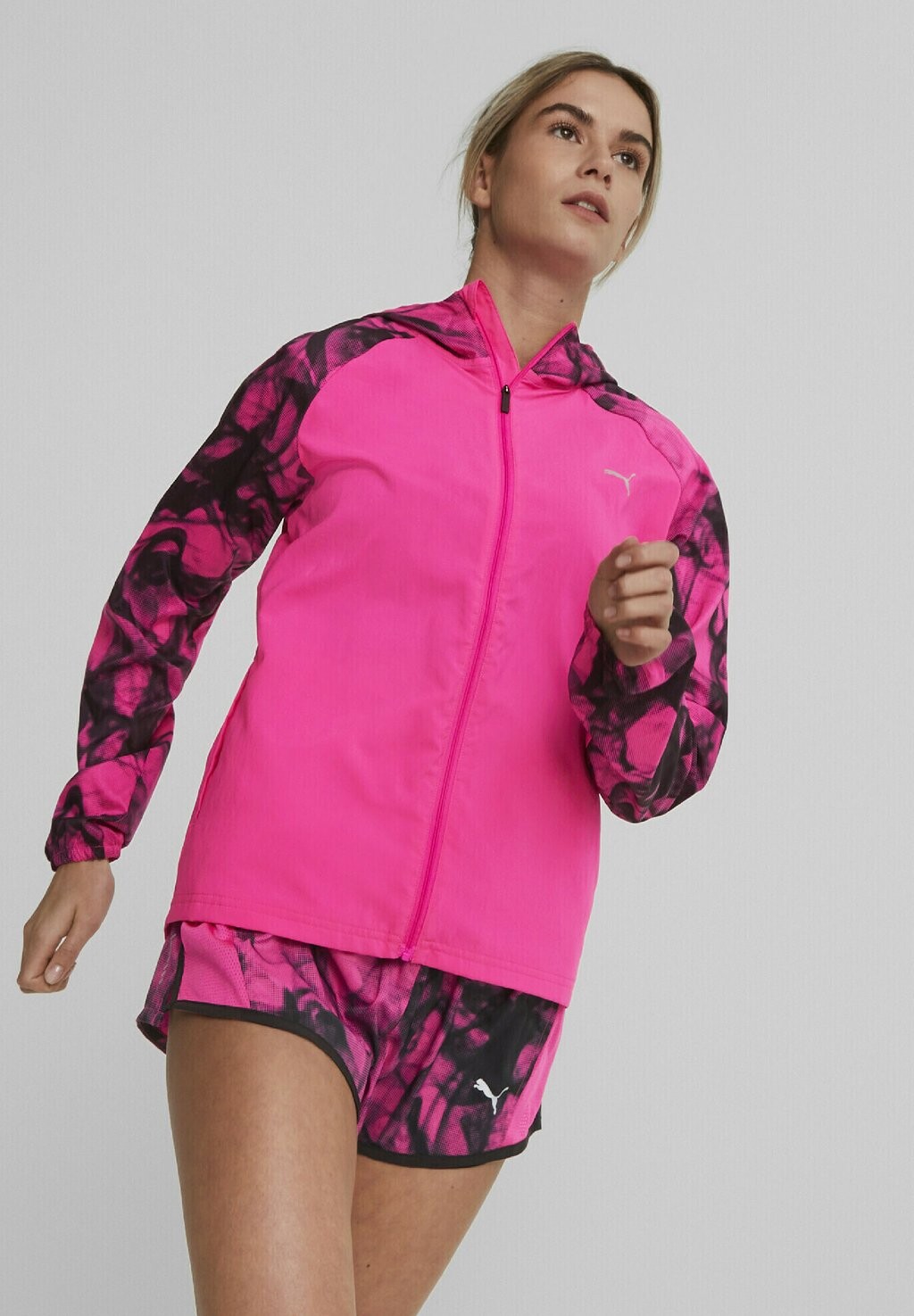 

Спортивная куртка Puma