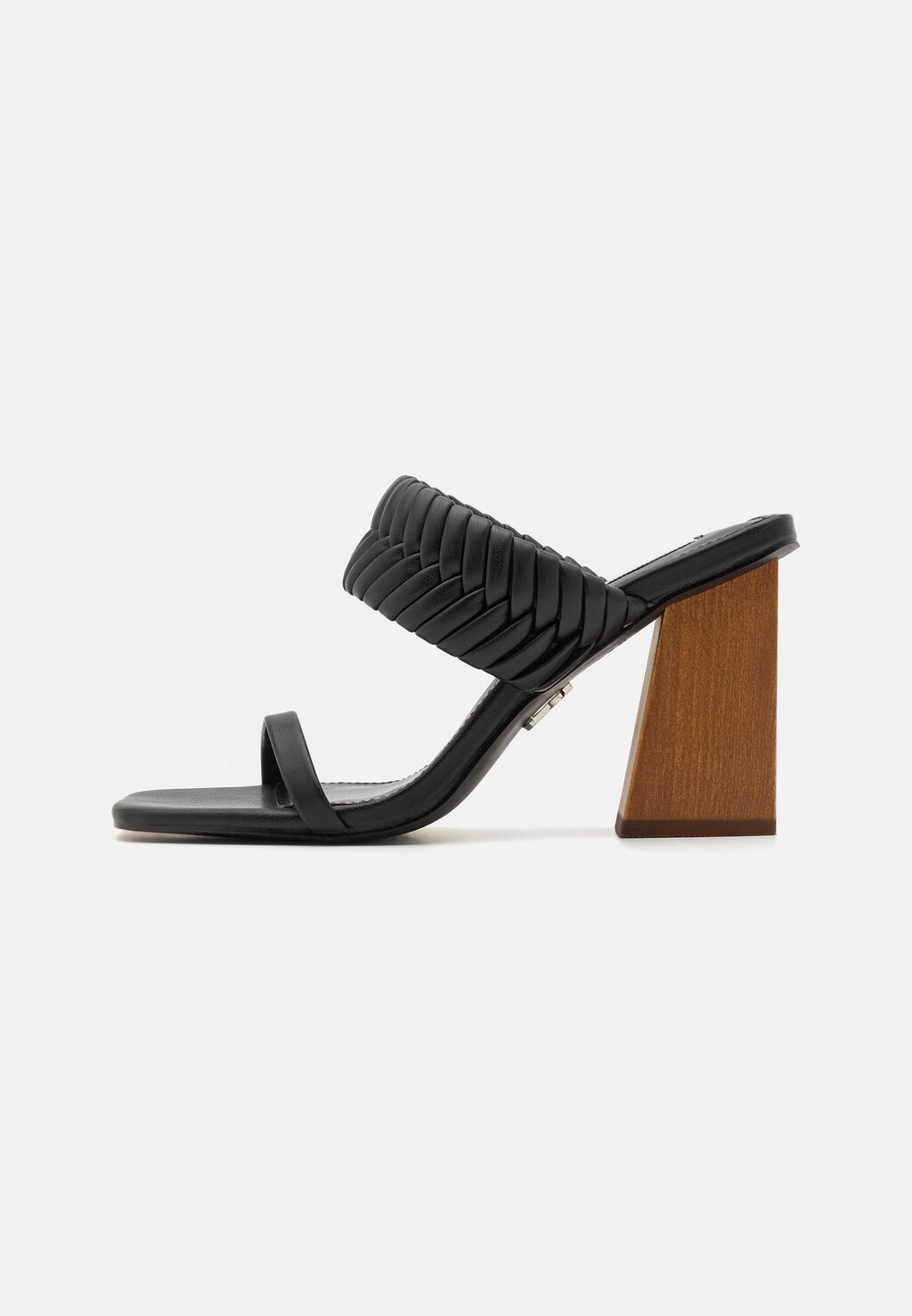 

Туфли без каблуков RAVER Steve Madden, цвет black