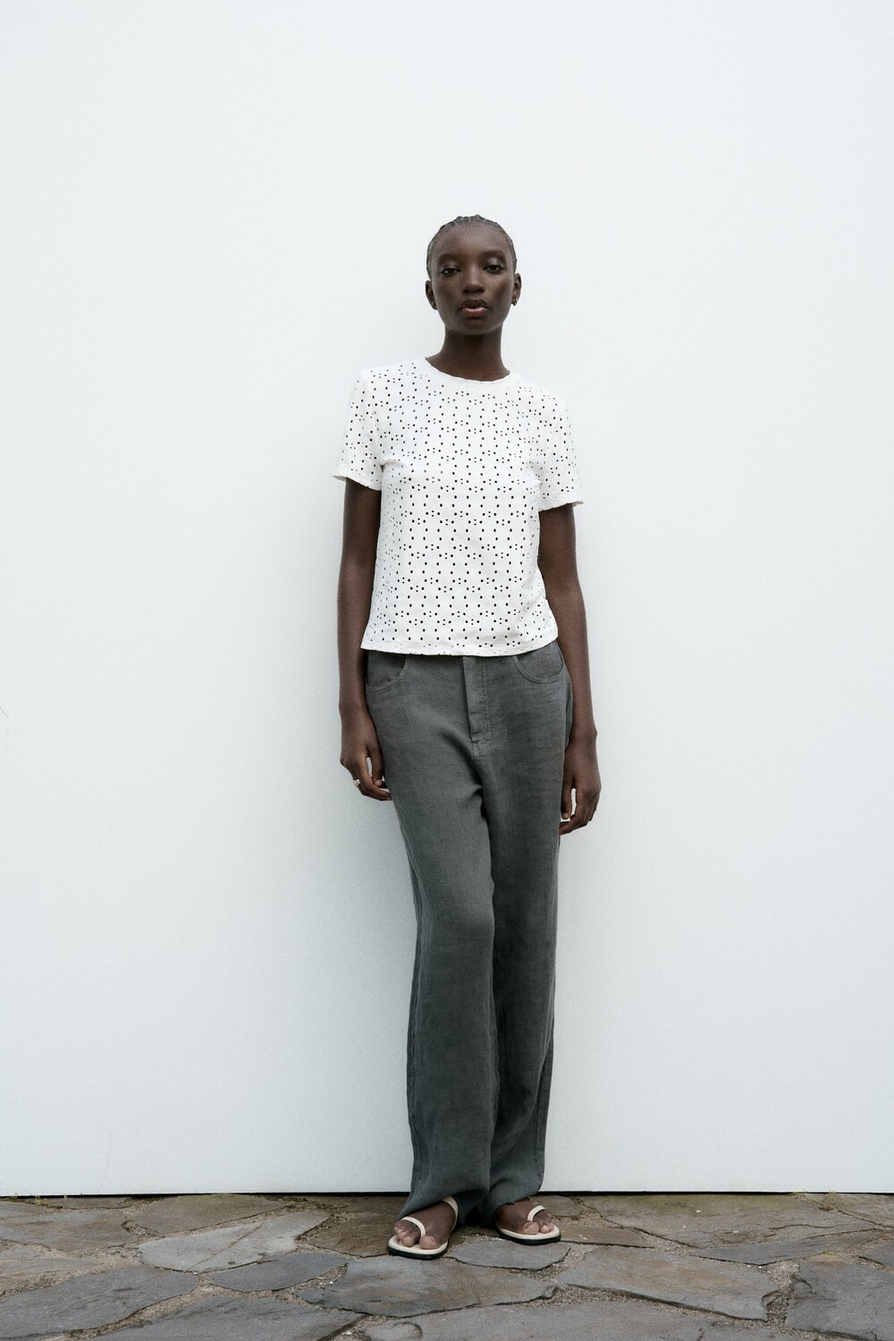 

Футболка с вышивкой Zara, белый