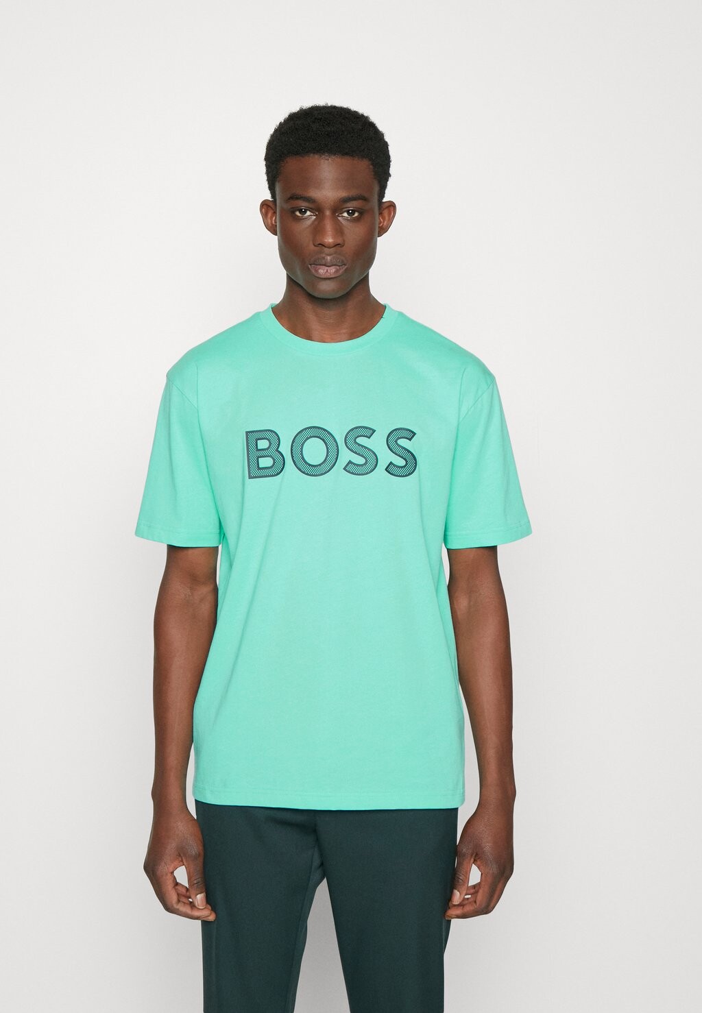 

Футболка с принтом BOSS, зеленый