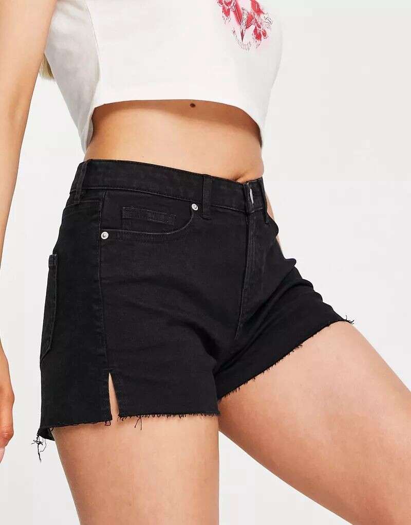 

Черные джинсовые шорты с разрезами по бокам Miss Selfridge