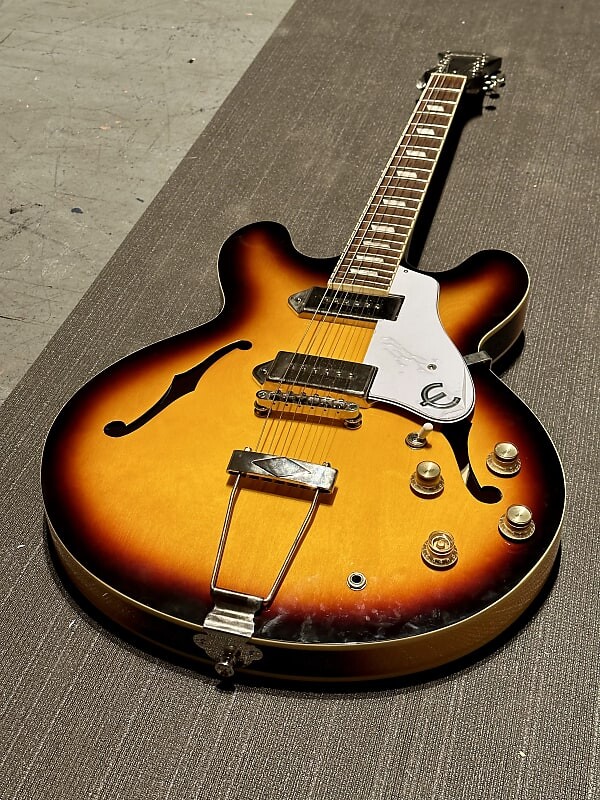 

Электрогитара Epiphone Casino Reissue 2022 - Vintage Sunburst