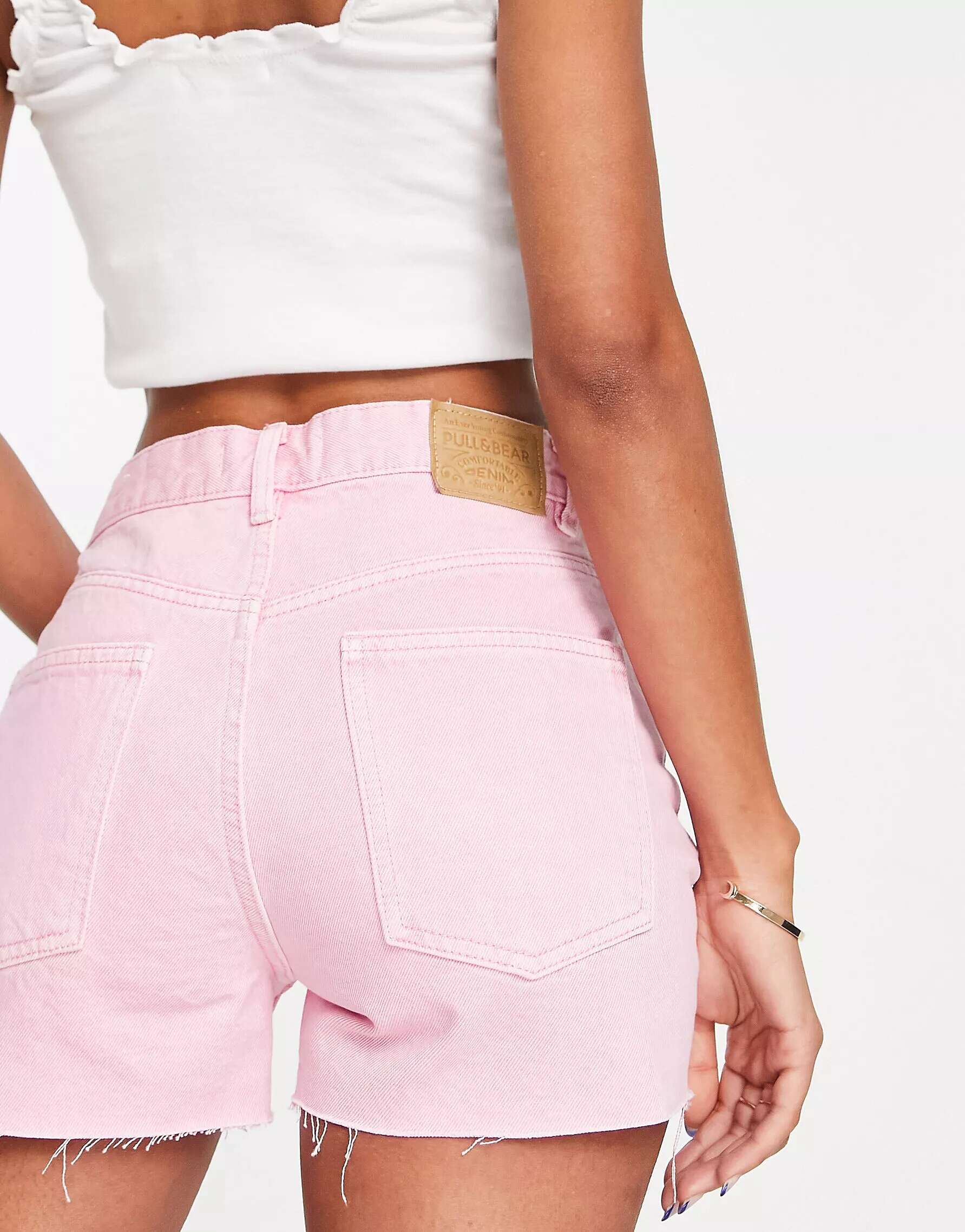 Розовые джинсовые шорты в стиле ретро Pull&Bear