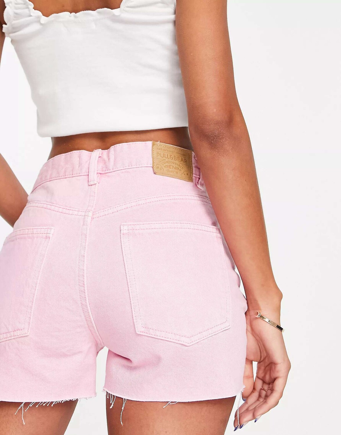 

Розовые джинсовые шорты в стиле ретро Pull&Bear