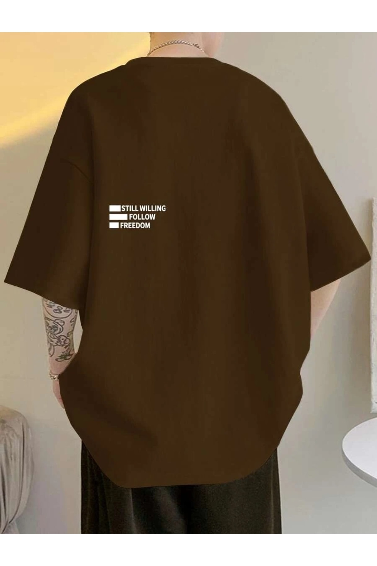 Коричневая футболка оверсайз с принтом Still Willing Back MOONBULL, коричневый