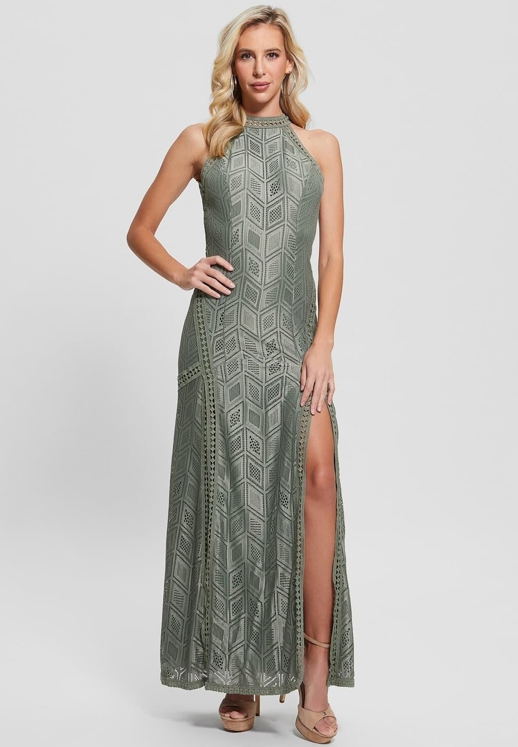 

Длинное платье Guess