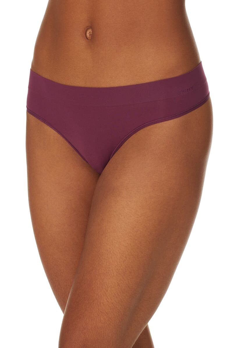 

Бесшовные стринги LiteWear DKNY