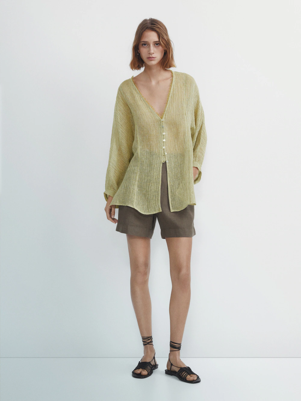 

Рубашка из смешанного льна из вафельного трикотажа Massimo Dutti