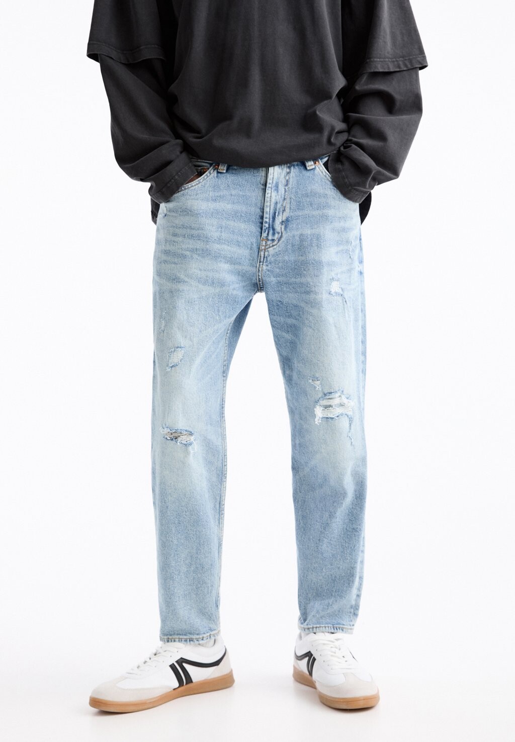 

Джинсы узкого кроя PULL&BEAR, светло-синий