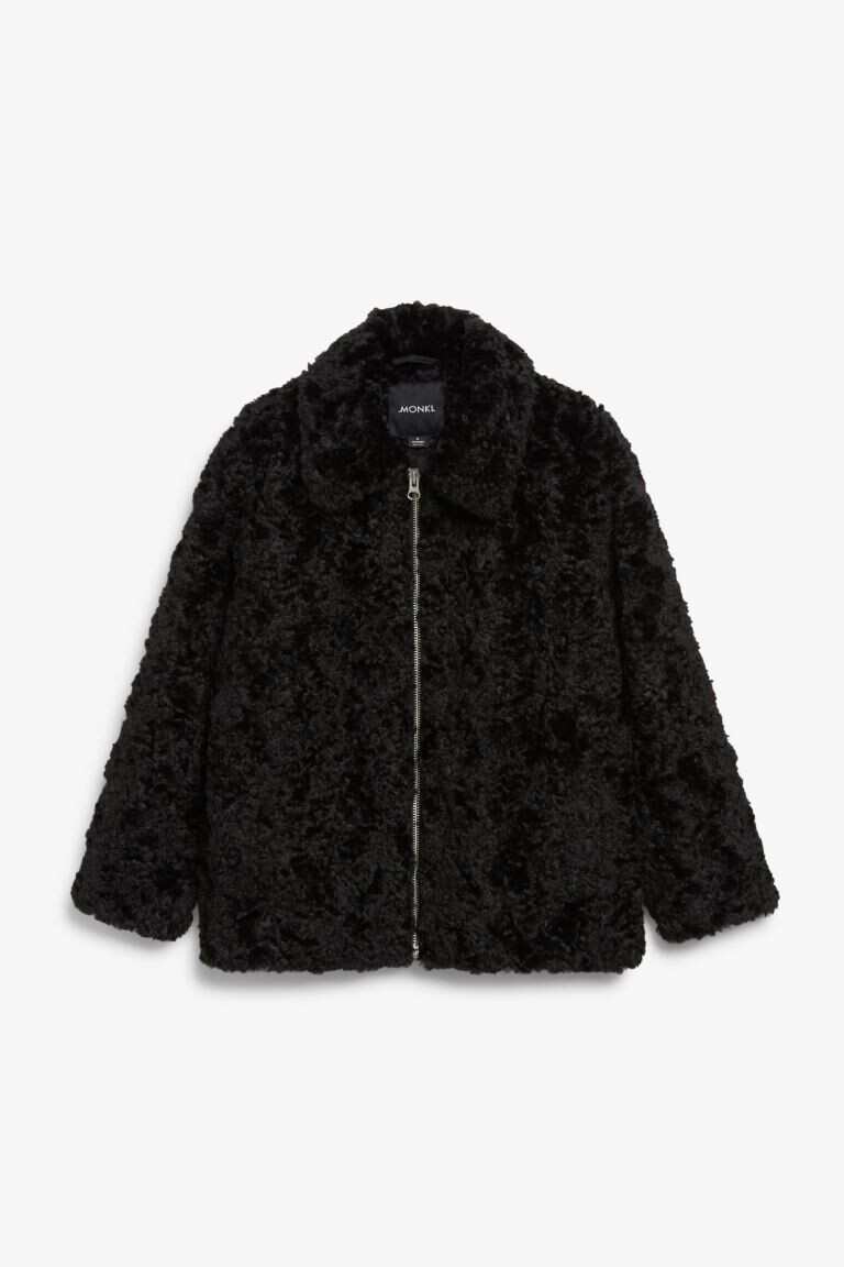 

Куртка оверсайз из искусственного меха на молнии Monki