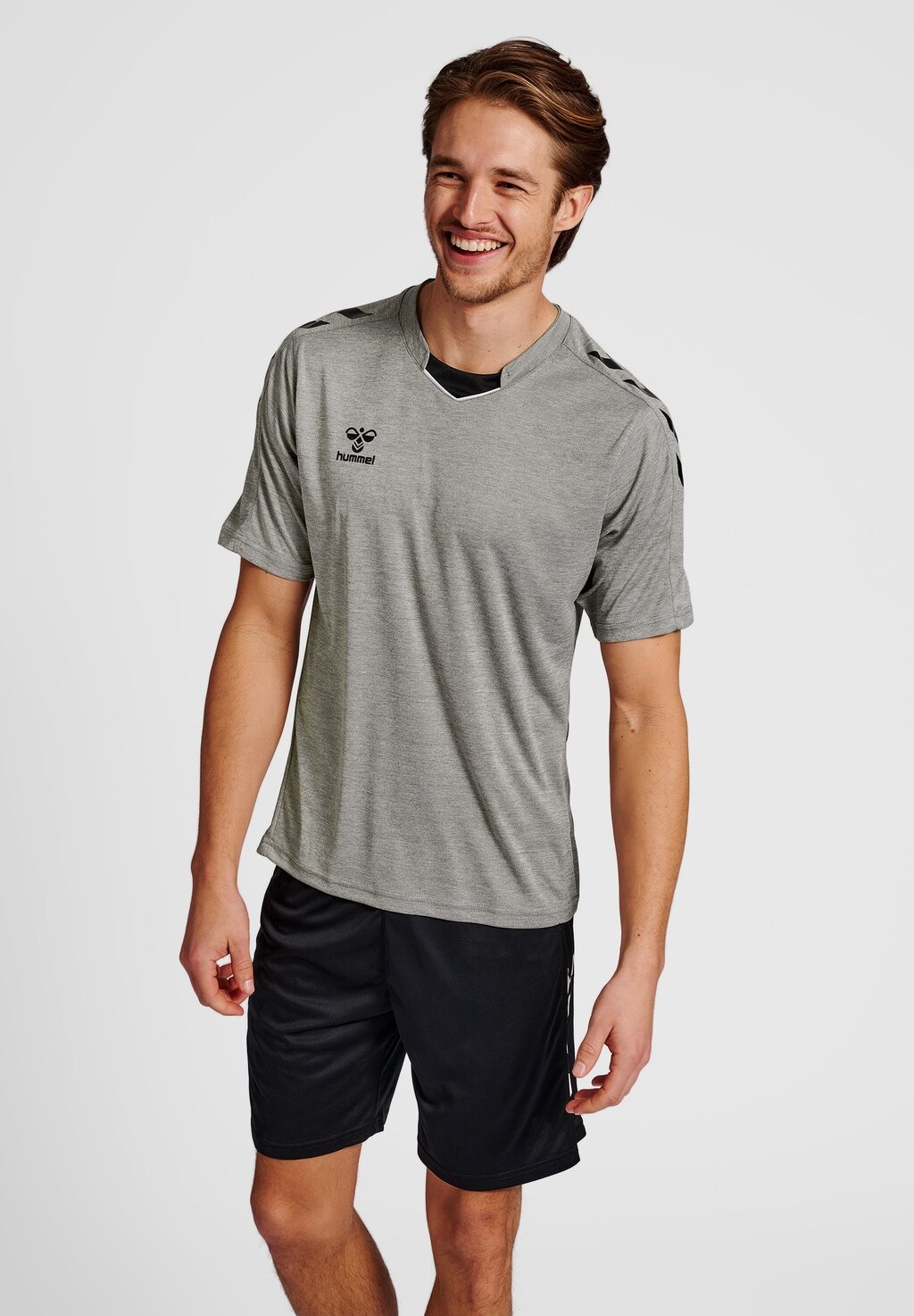 

Спортивная футболка Hmlcore Xk Poly S/S Hummel, цвет grey melange