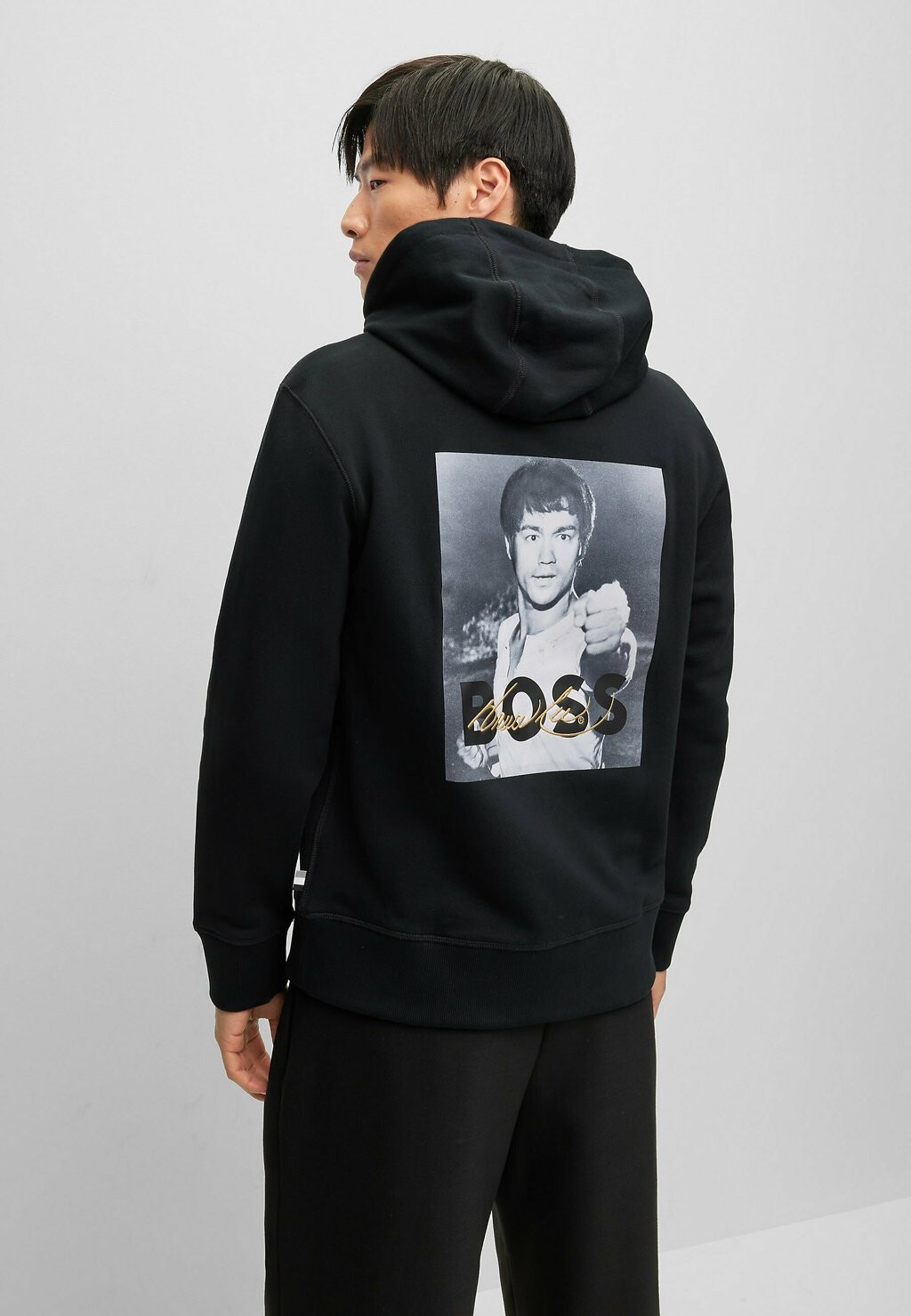 

Худи BOSS, черный