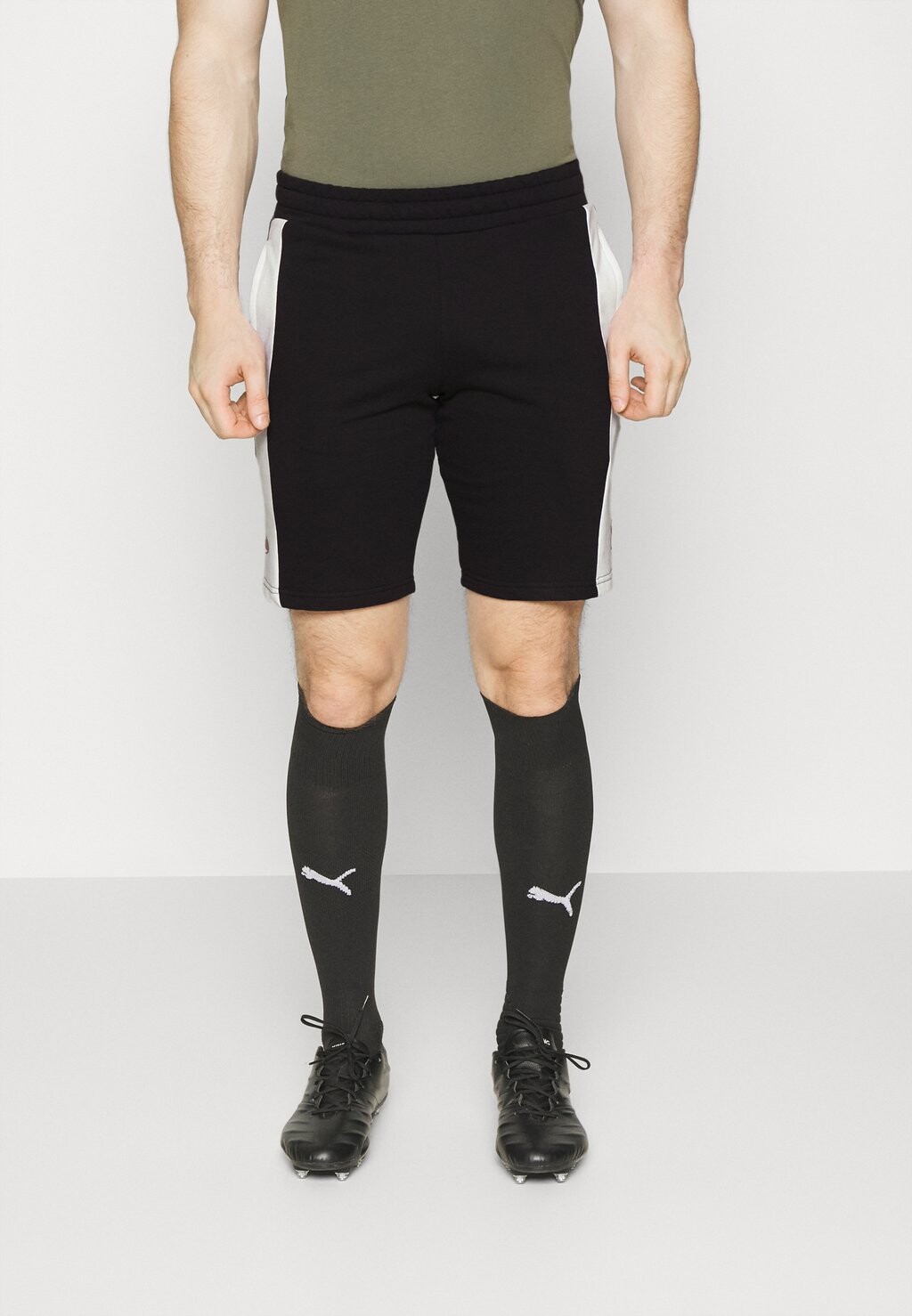 

Спортивные шорты Puma