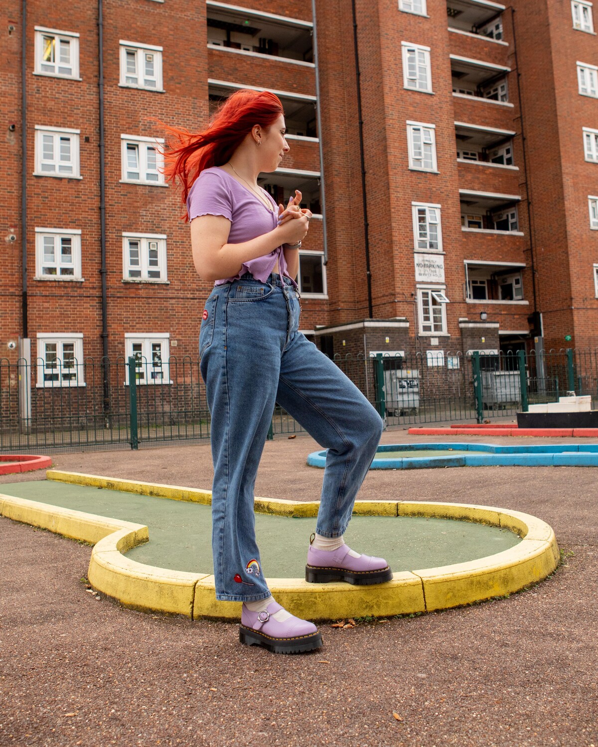 

Кожаные туфли на платформе с цветочной пряжкой Addina Dr. Martens