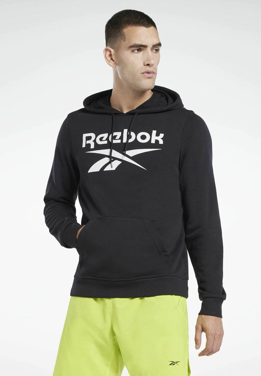 

Худи Reebok