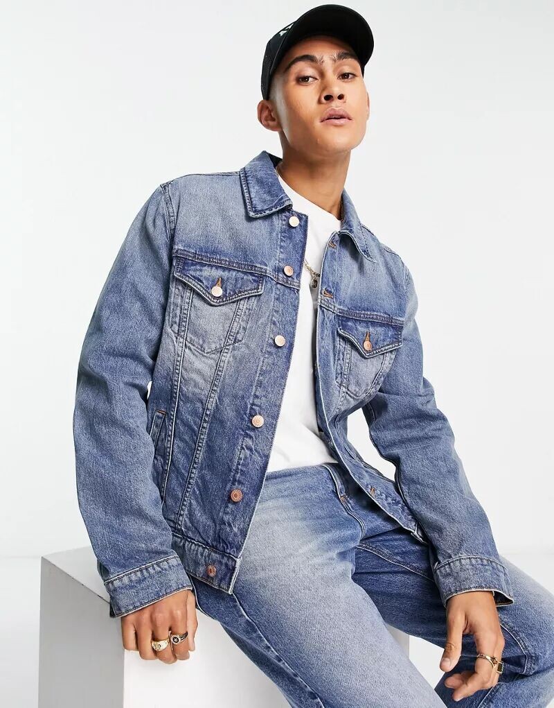 

Классическая джинсовая куртка глубокой стирки ASOS