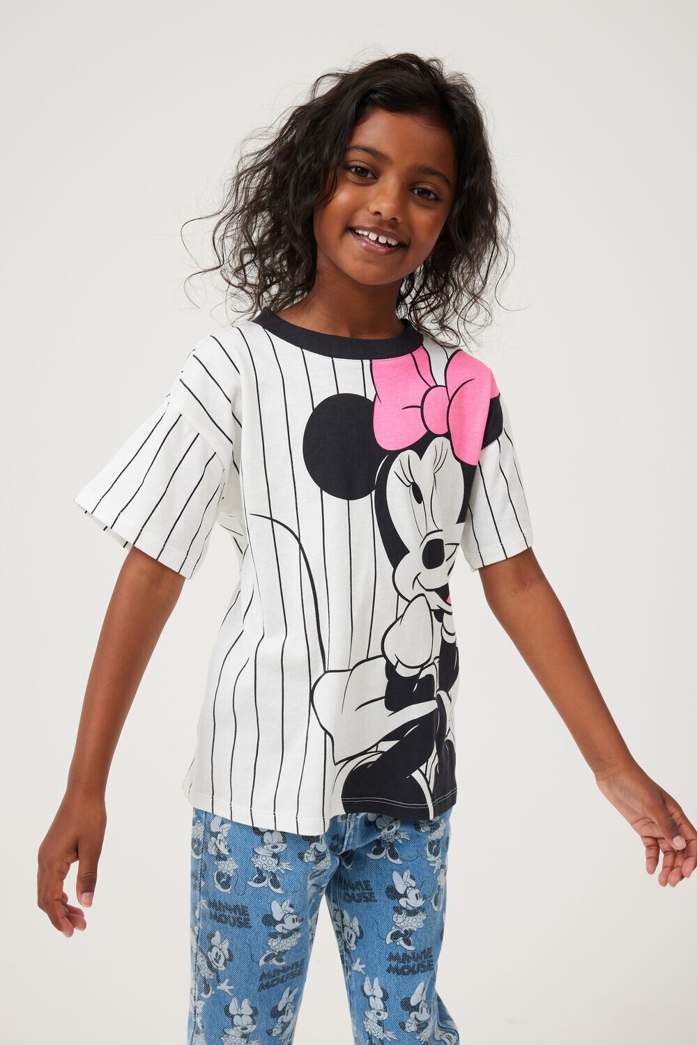 

Футболка License с заниженными плечами и короткими рукавами Cotton On