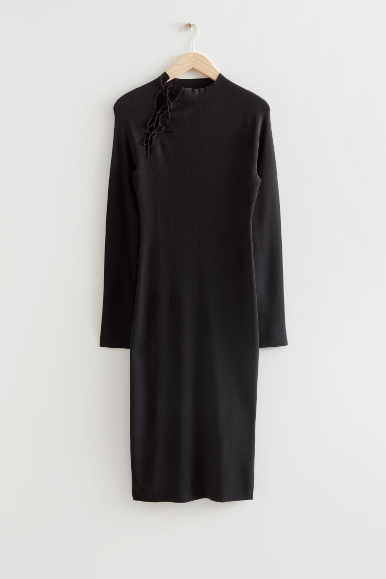 Трикотажное платье миди с вырезом и другие истории H&M, черный