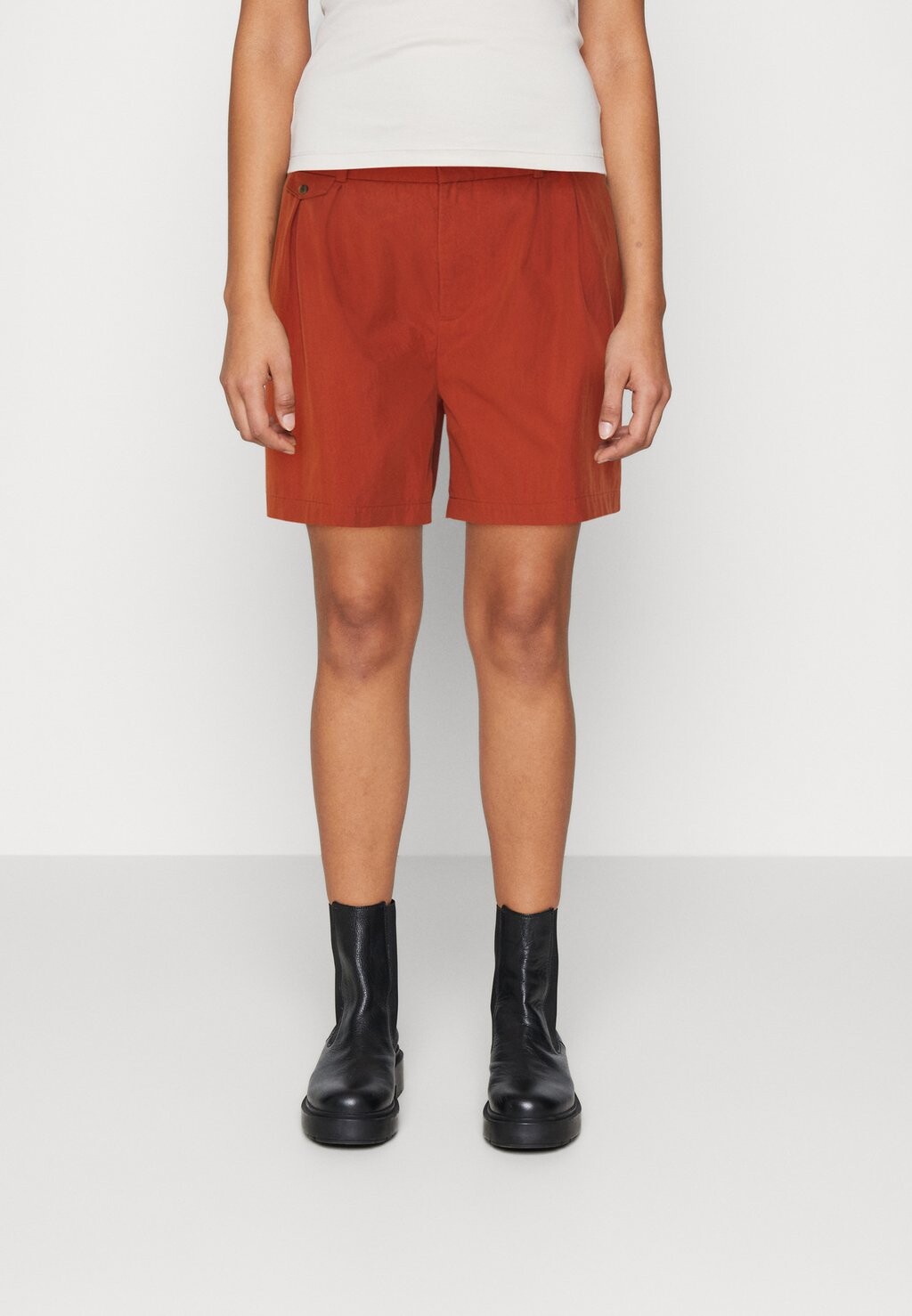 

Шорты Esprit