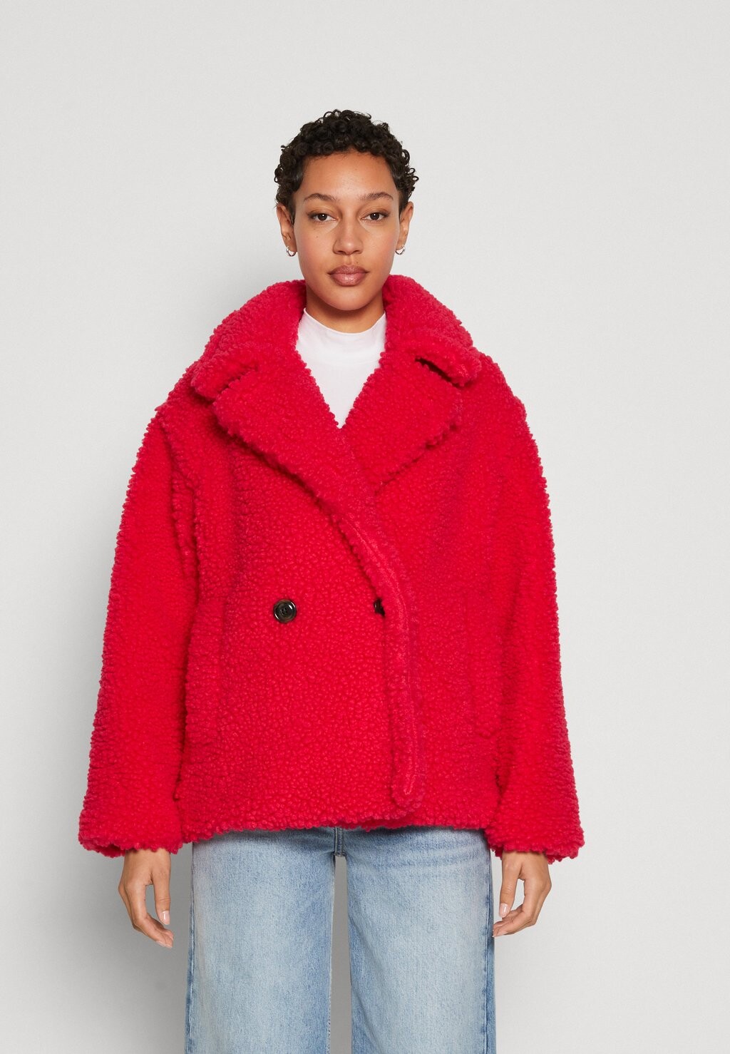 

Куртка UGG КОРОТКОЕ ПАЛЬТО GERTRUDE, цвет cerise