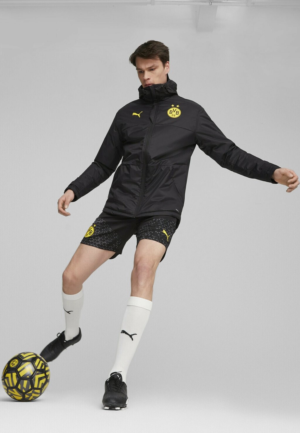 

Команда BORUSSIA DORTMUND FUSSBALL Puma, черный кибер-желтый