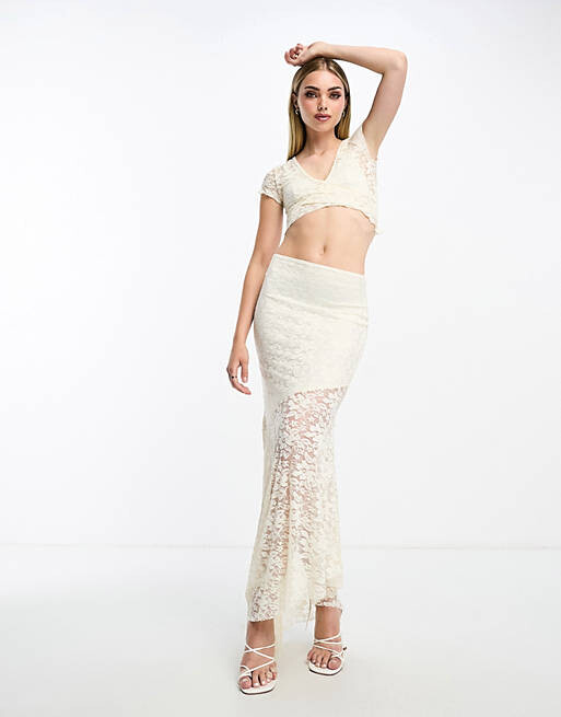 

Кремовый топ с кружевной завязкой спереди ASOS DESIGN